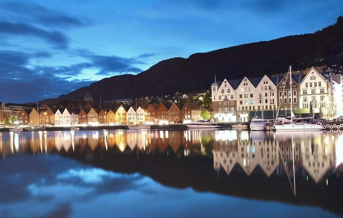 Central Square Bergen Apartman
