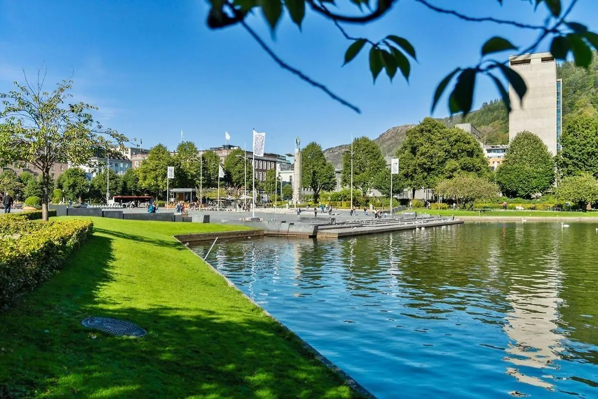 Central Square Bergen 0*,